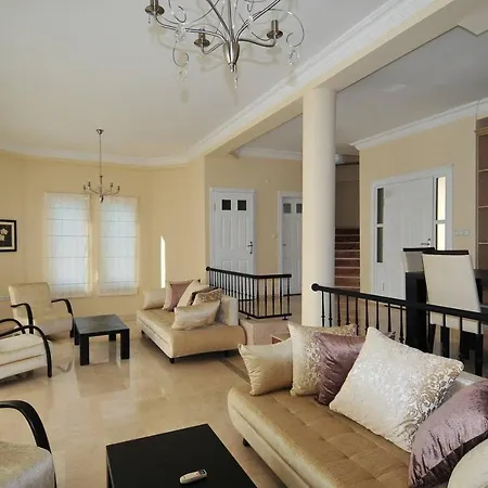 Gold City Villa 3+1 Privet Pool Daire