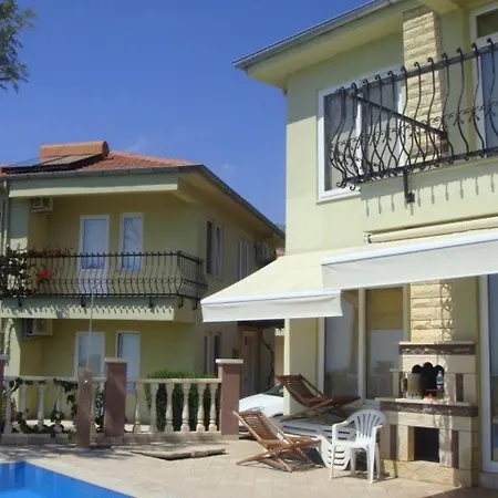 Gold City Villa 3+1 Privet Pool * Mahmutlar